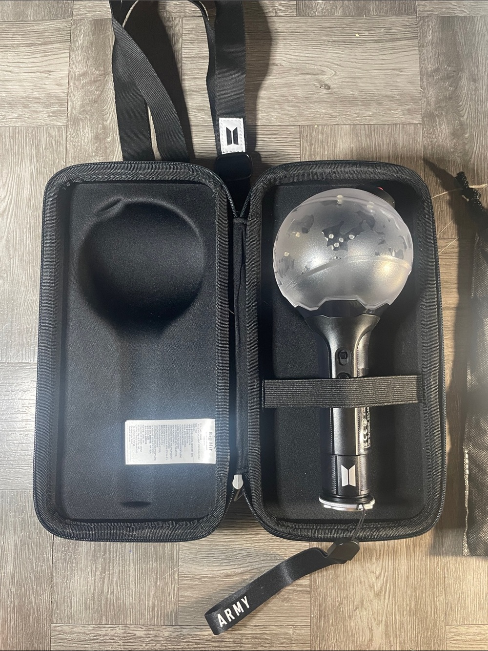 BTS Official Light Stick + Case
